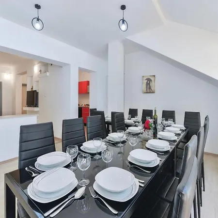 Villa Xxl Gega With Pool, Jacuzzi *