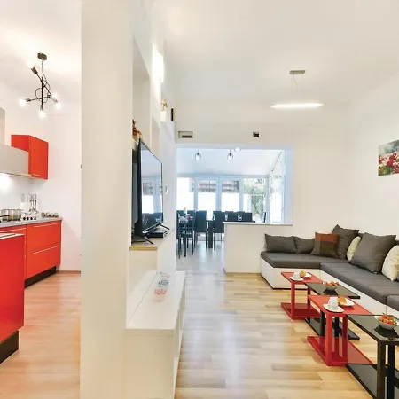 Xxl Gega With Pool, Jacuzzi Villa